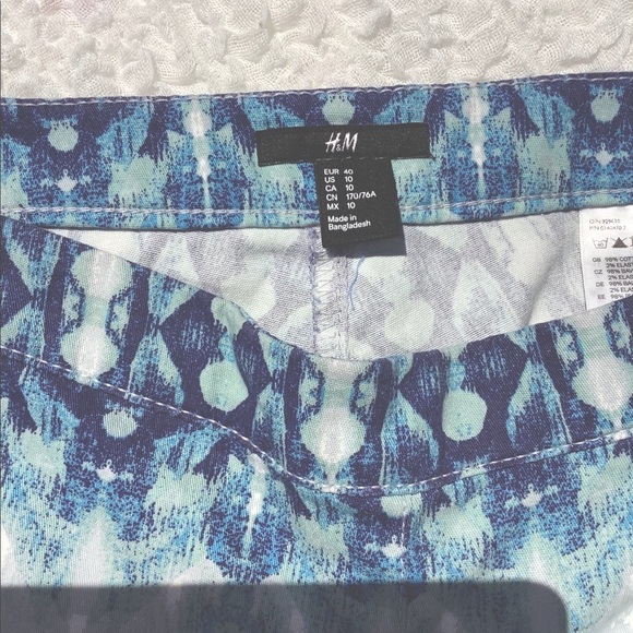 VTG H&M ❄️ Print Side Zip Ankle Crop Slacks Pants - Picture 14 of 15